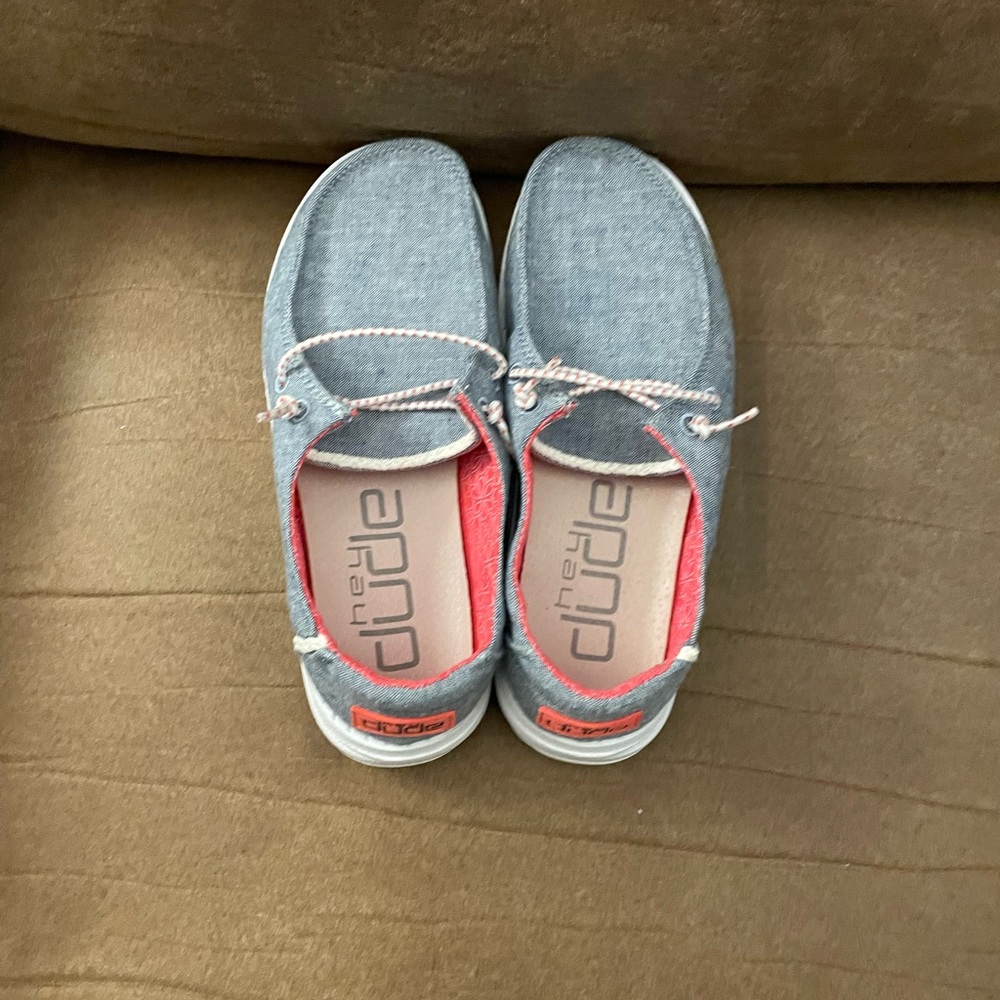 Hey Dude - Picture 3 of 8